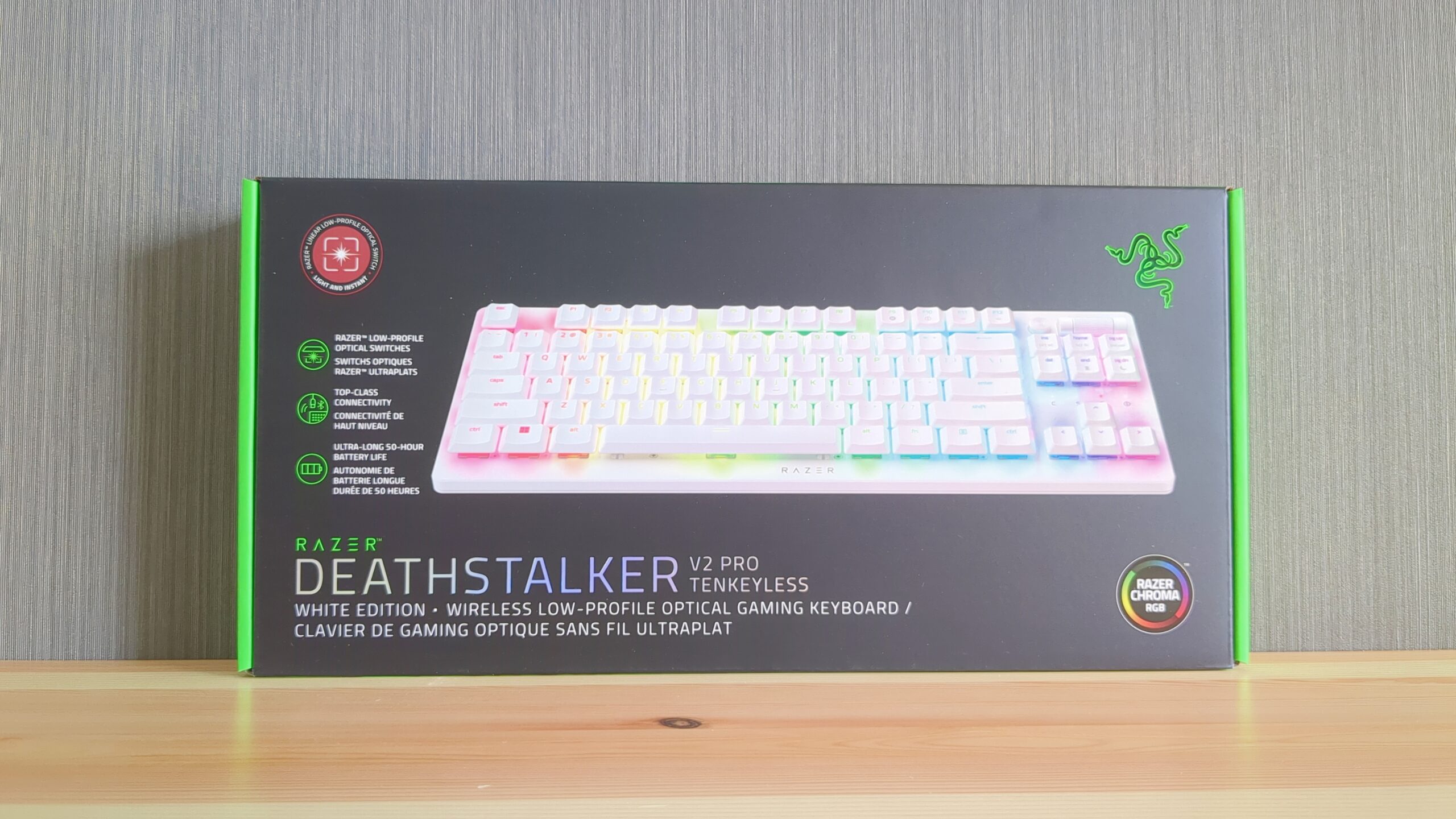 Razer Deathstalker V2 Pro Tenkeyless 外箱